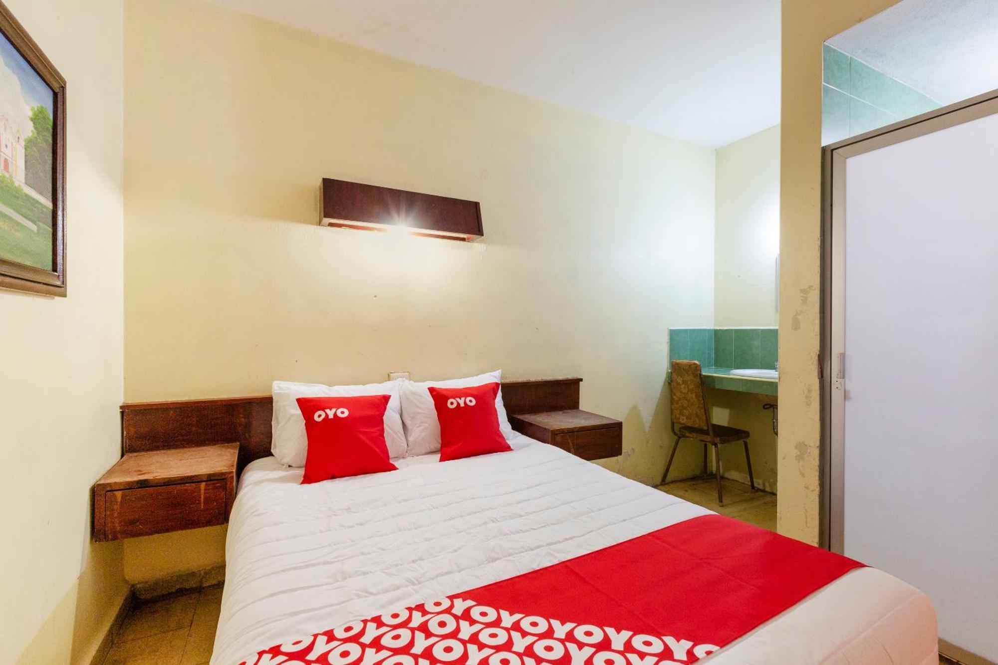 Hotel Oyo Emperador, Oaxaca