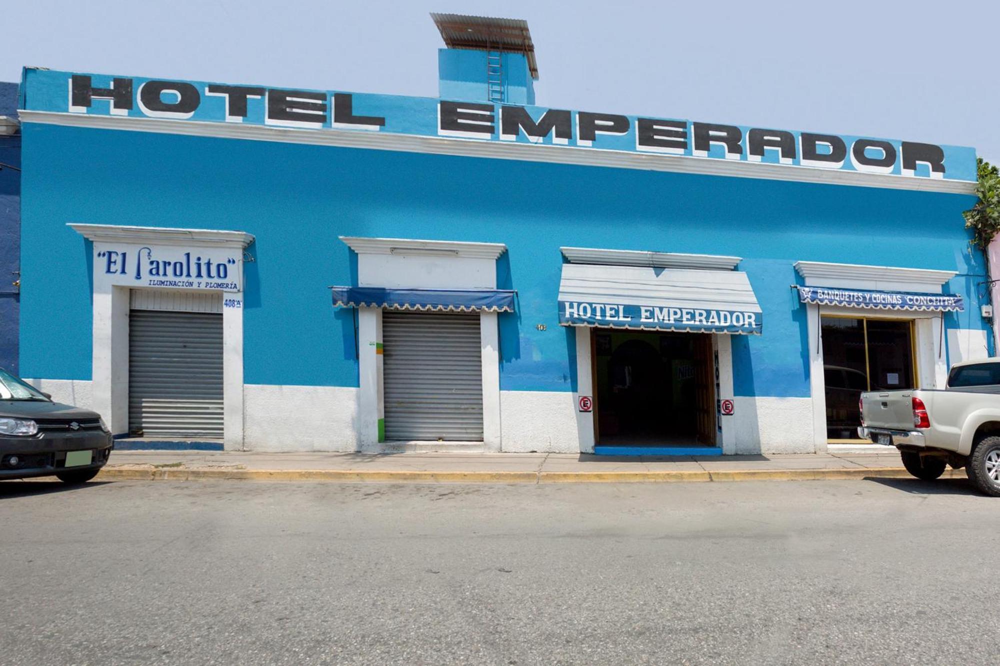 Hotel Oyo Emperador, 3*