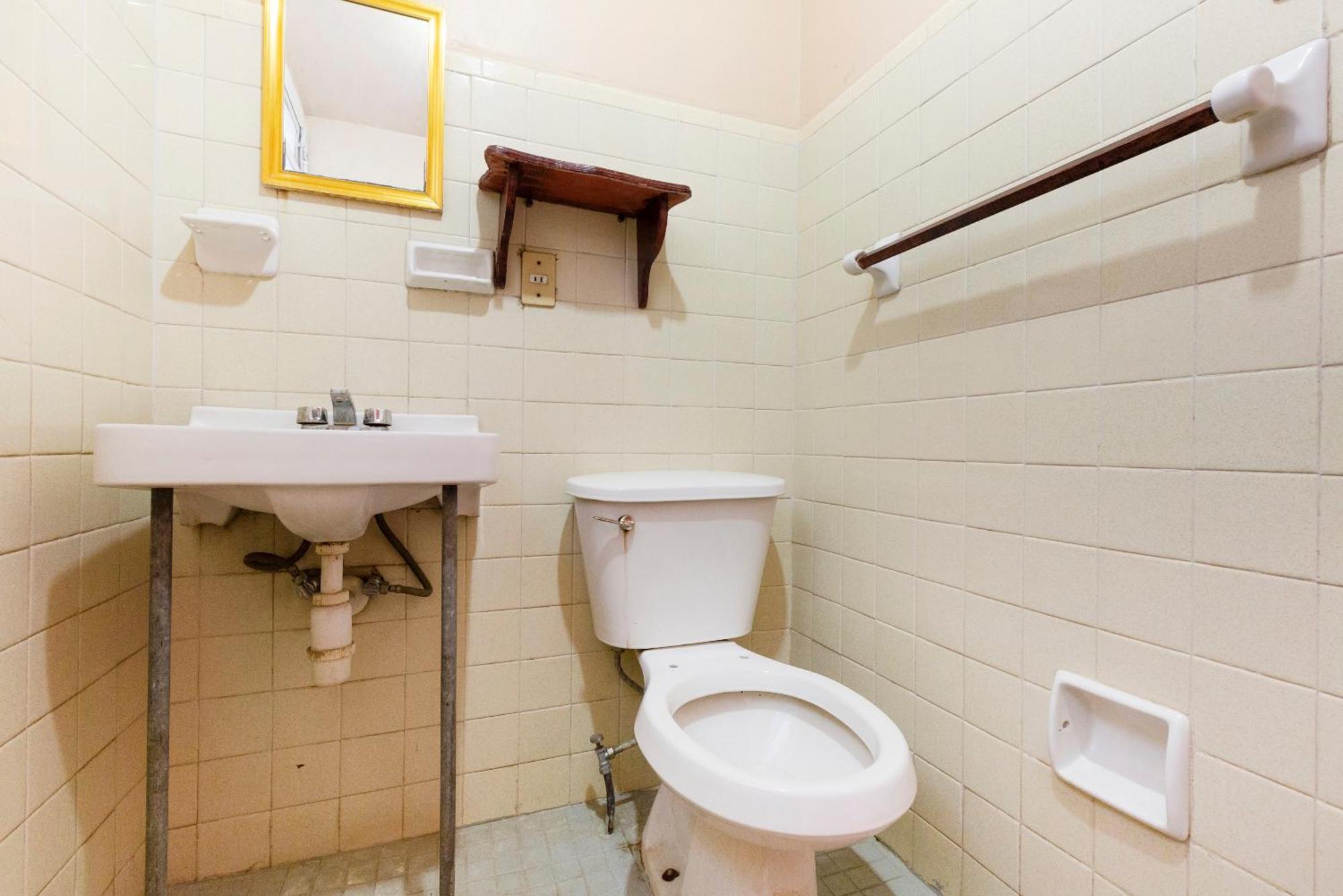 Hotel Oyo Emperador, 3*